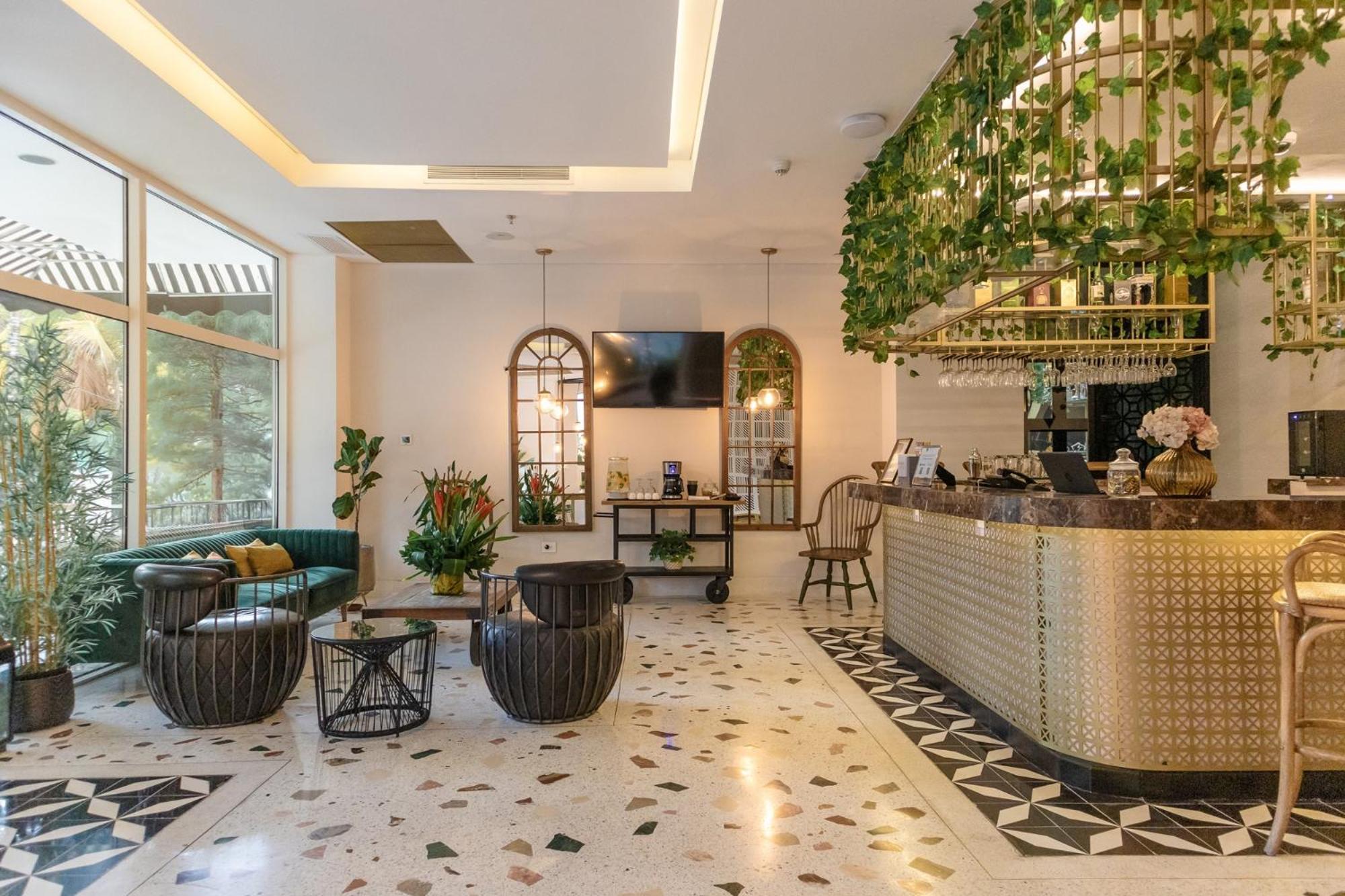 Hotel Faranda Collection Barranquilla, A Member Of Radisson Individuals Barranquilla  Exteriér fotografie The lobby of the hotel